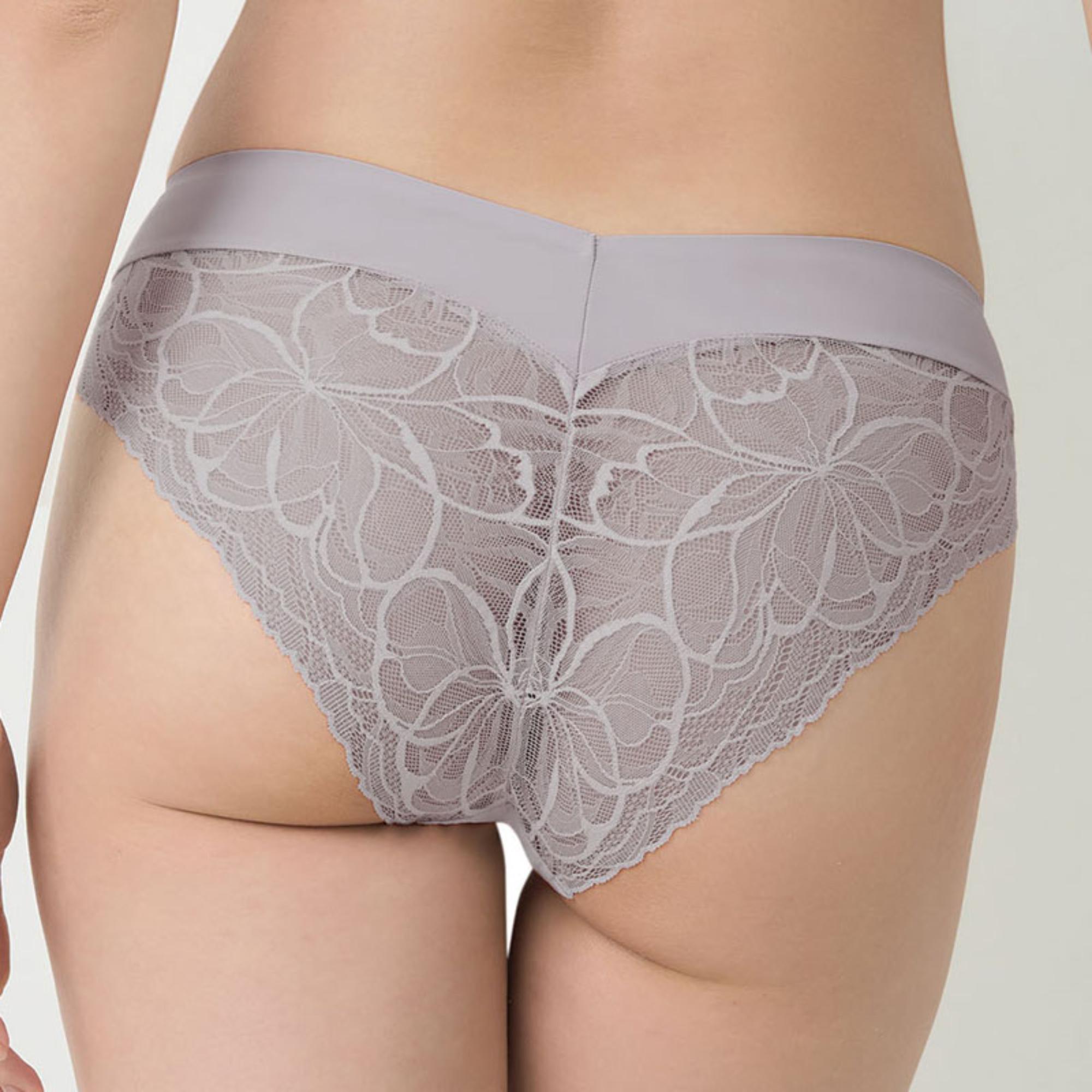 Triumph Body Make Up Illusion Lace High Leg Feather