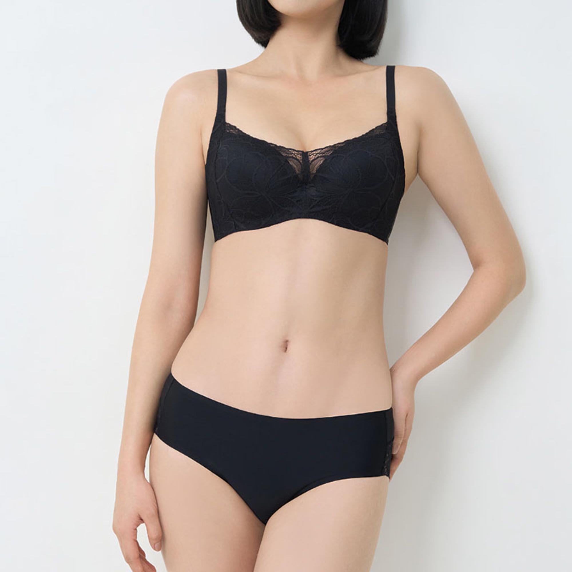 Triumph Body Make Up Illusion Lace Wired Half Cup Padded Bra Black