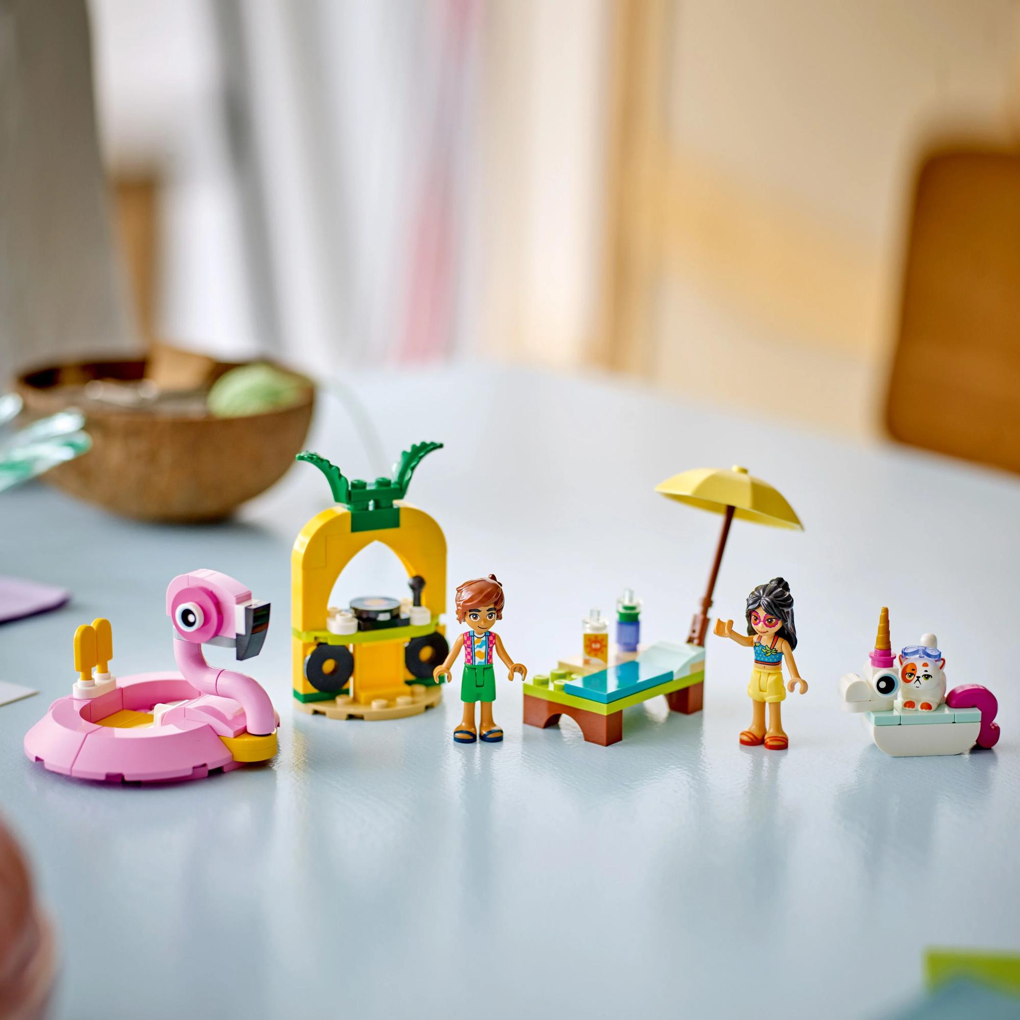 LEGO LEGO Friends: Unicorn & Flamingo Pool Party (42658)