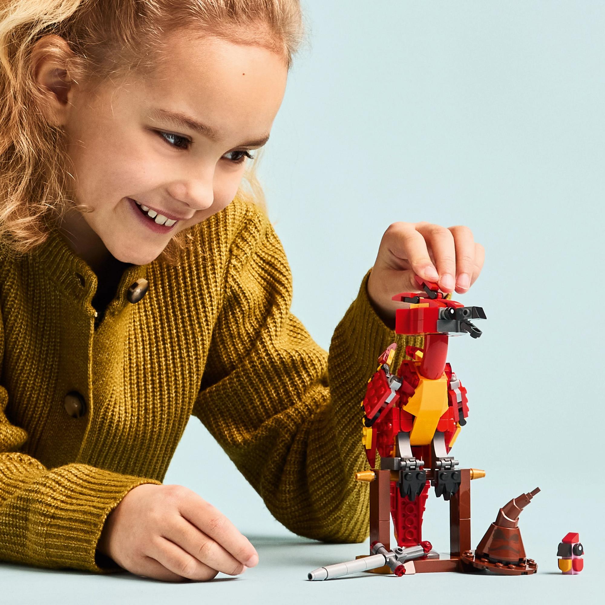 LEGO Harry Potter TM: Fawkes™: Dumbledore's Phoenix (76448)