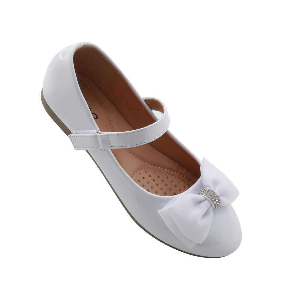 White on sale patent shoes