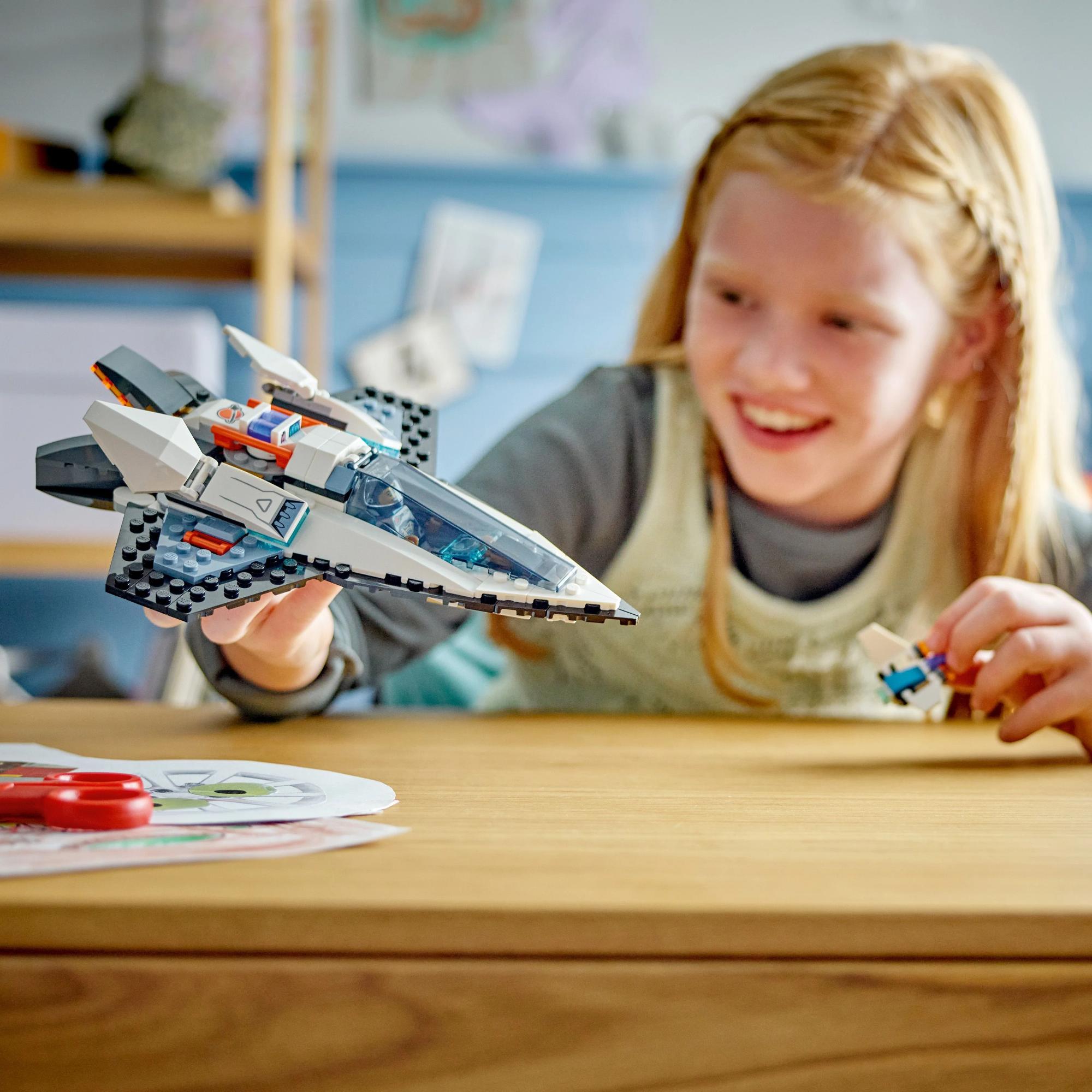 LEGO City: Interstellar Spaceship (60430)