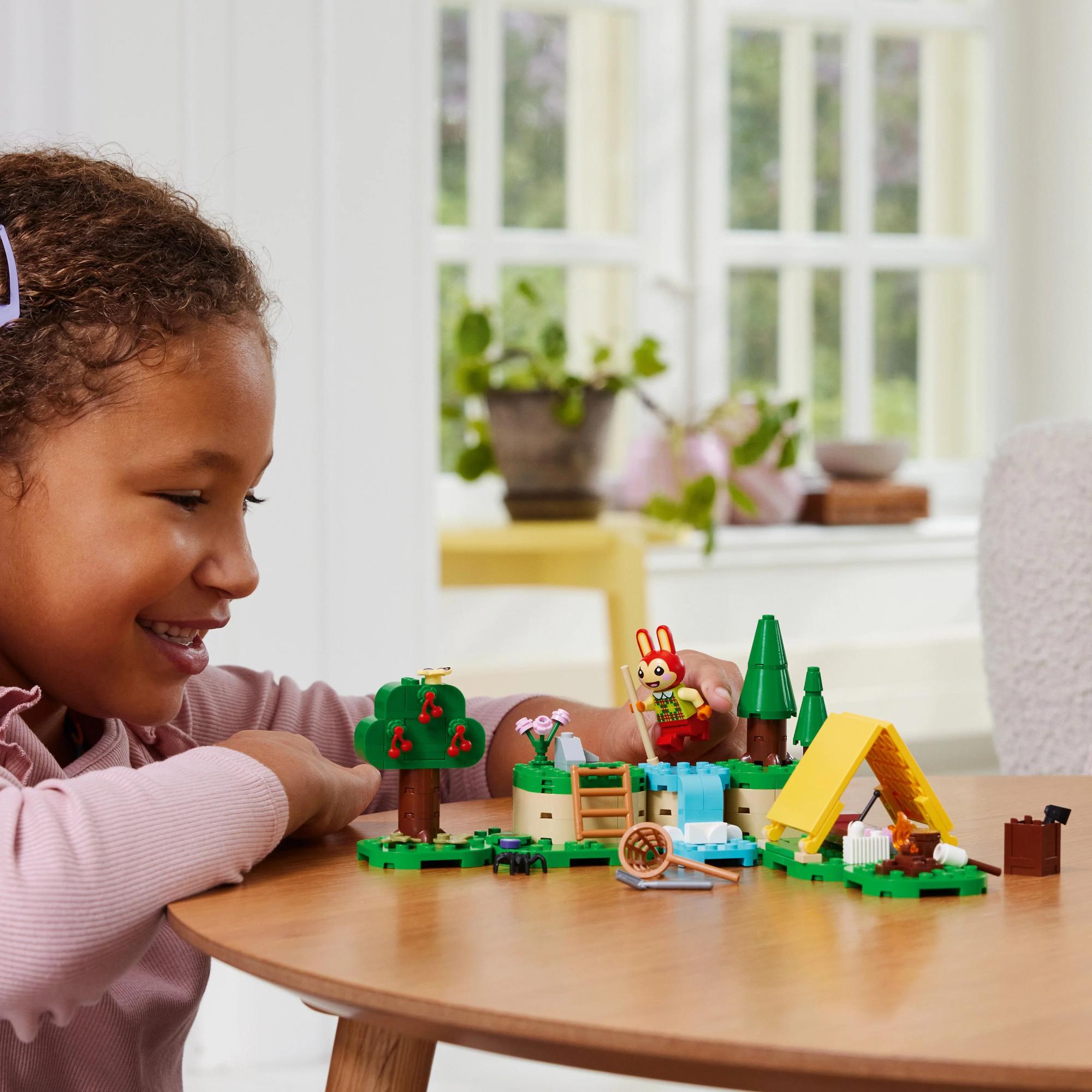 LEGO Animal Crossing: Bunnie's Outdoor Activities (77047)