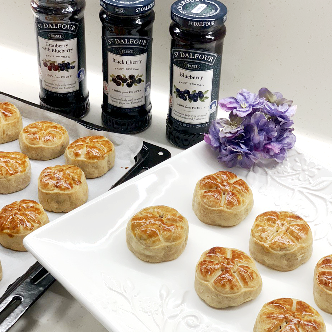 Vegan Mooncakes for Guilt-Free Satisfaction