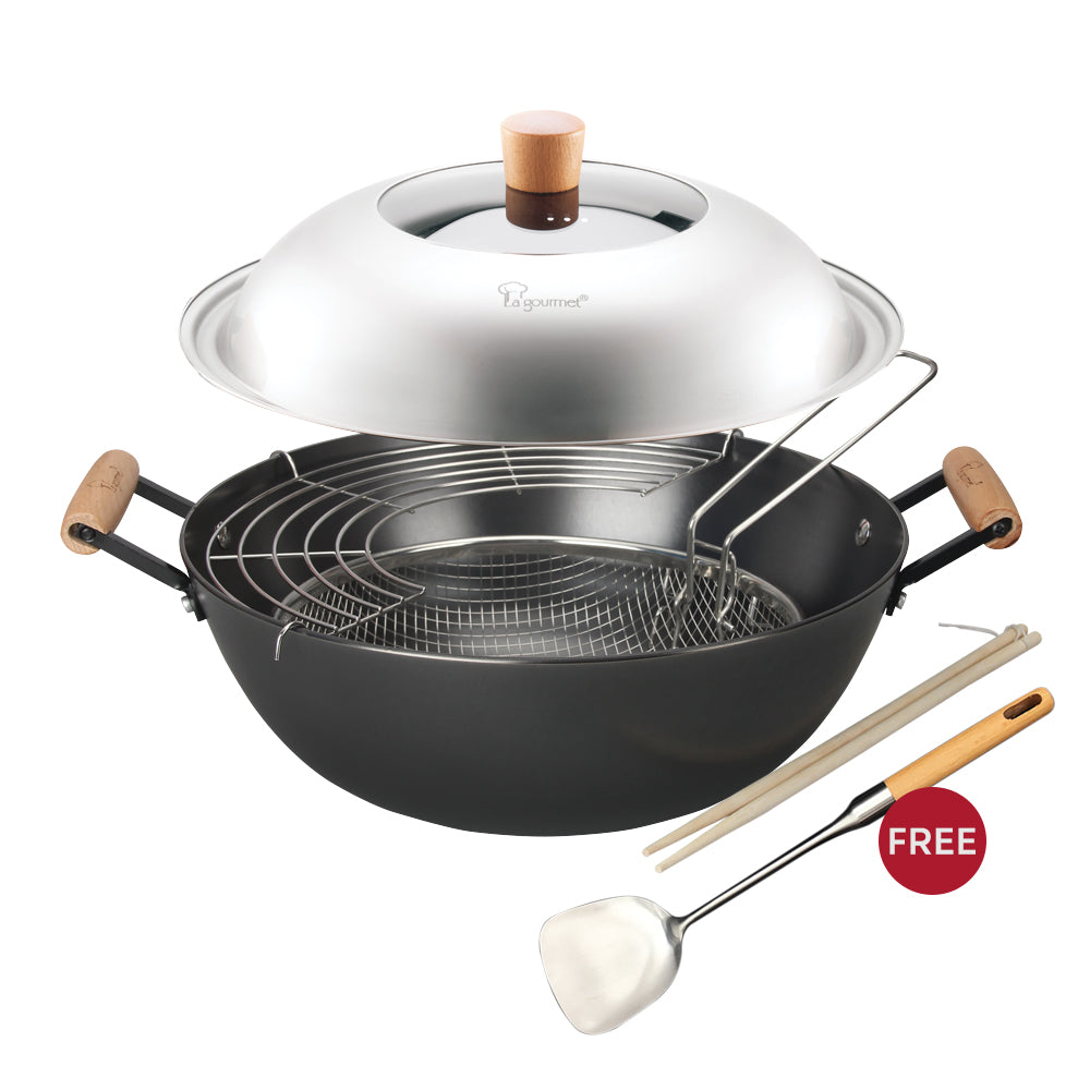 La gourmet 34cm Nitrigan Cast Iron Deep Wok with Lid & Accessories + Free Stainless Steel Spatula with Wooden Handle