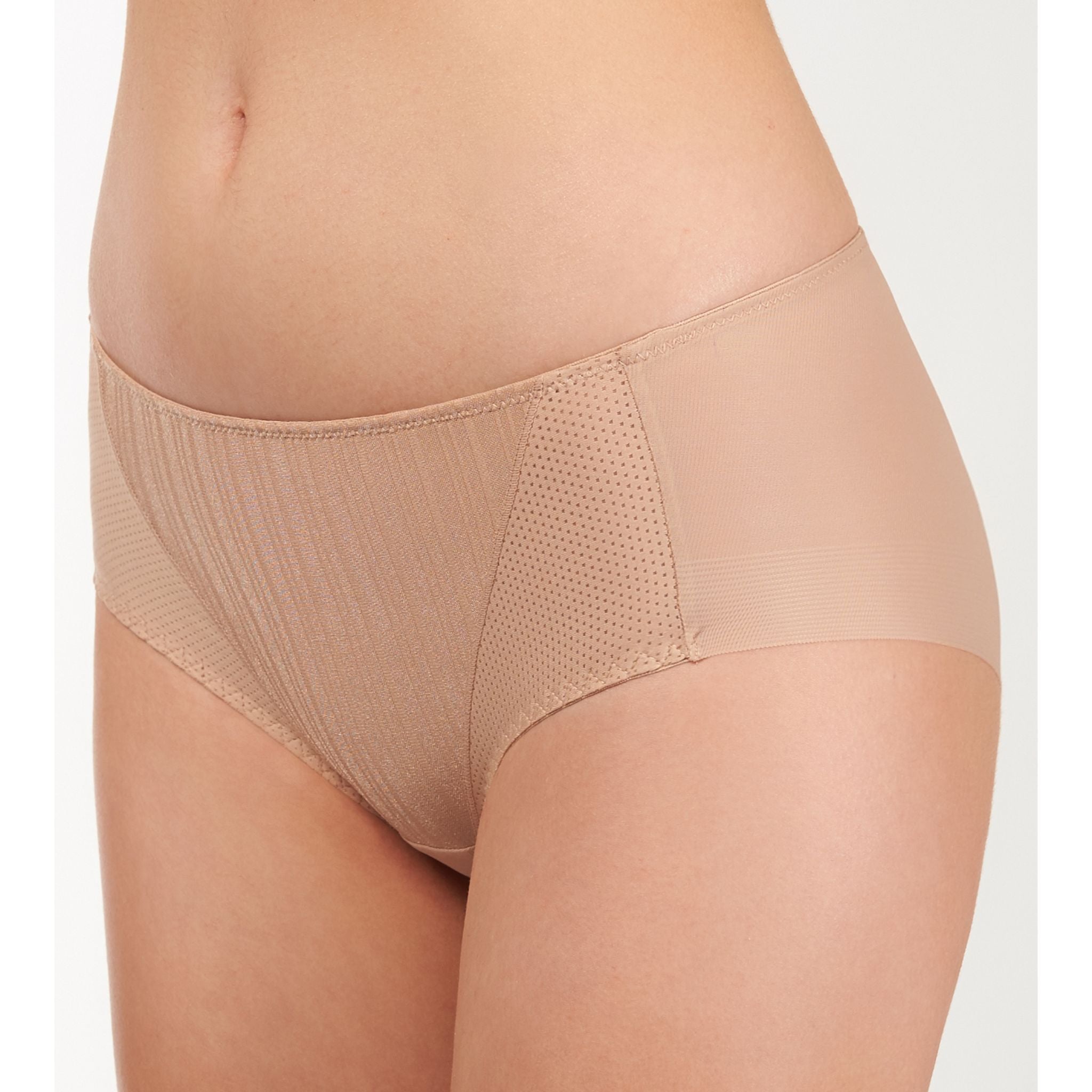 Triumph Pure Invisible Panties - Hipster - Smooth Skin