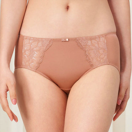 Triumph Natural Elegance Sleek Hipster Toasted Almond