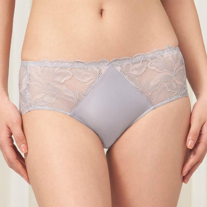 Triumph Magnolia Lace Hipster Feather