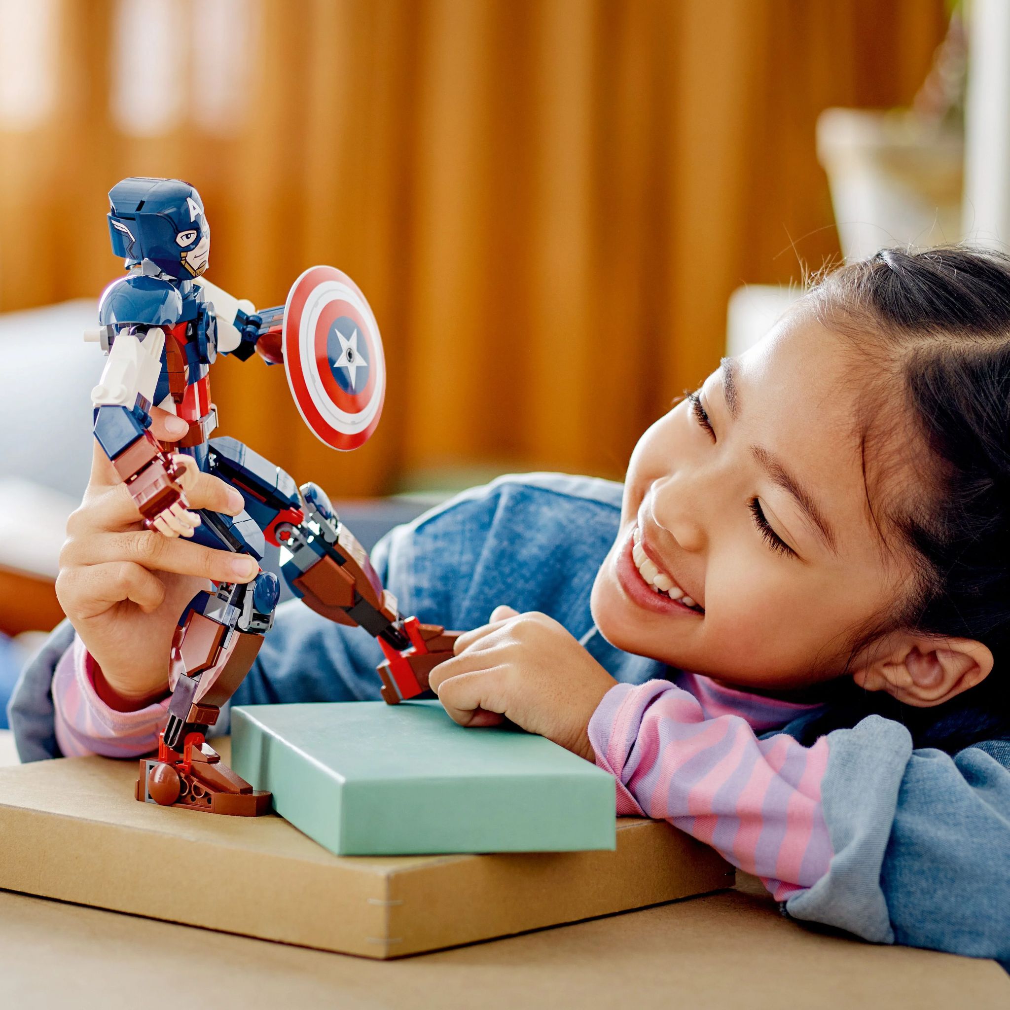 LEGO Super Heroes: Captain America Construction Figure (76258)